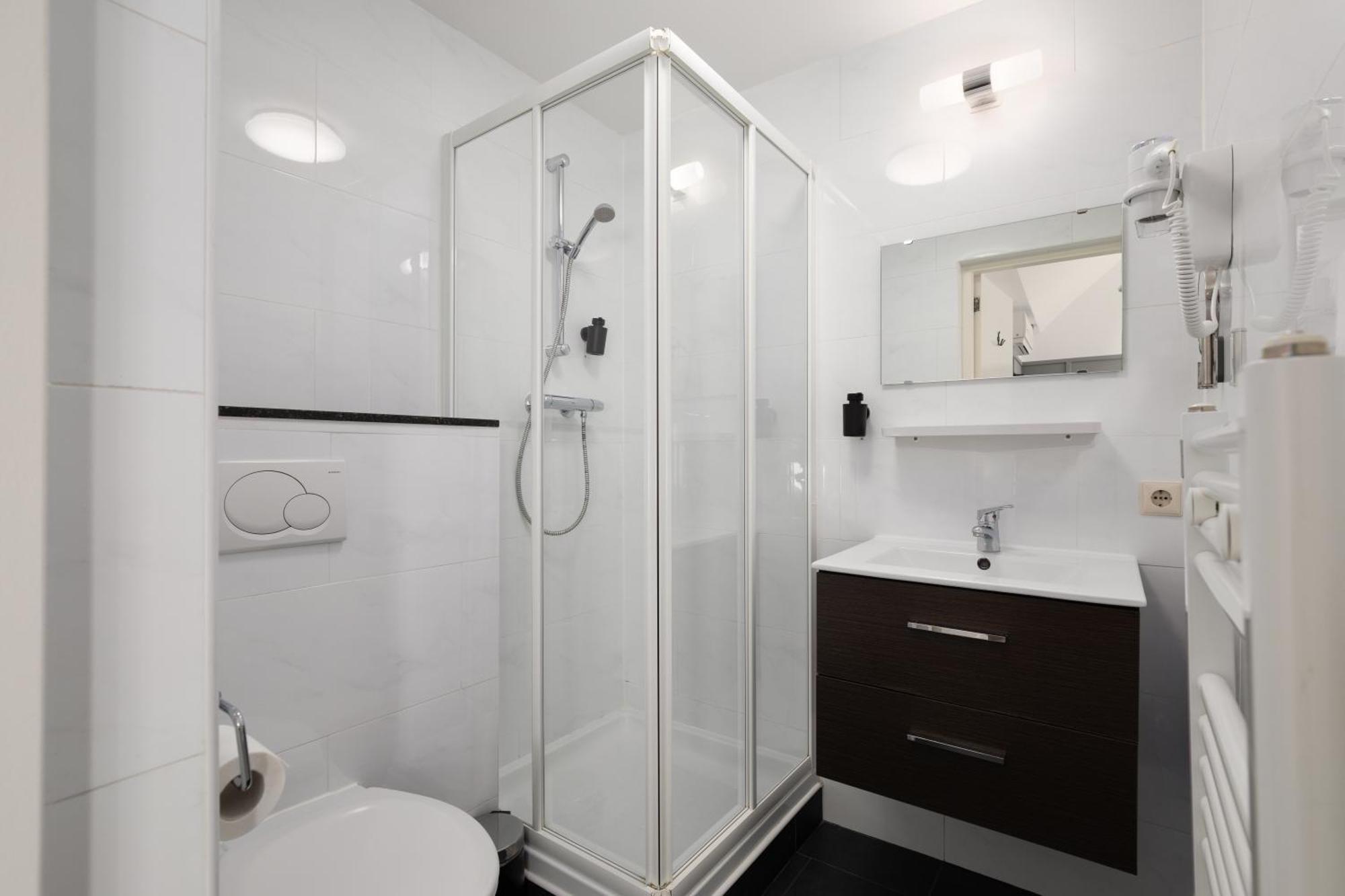 Hotel Light Rotterdam Ngoại thất bức ảnh